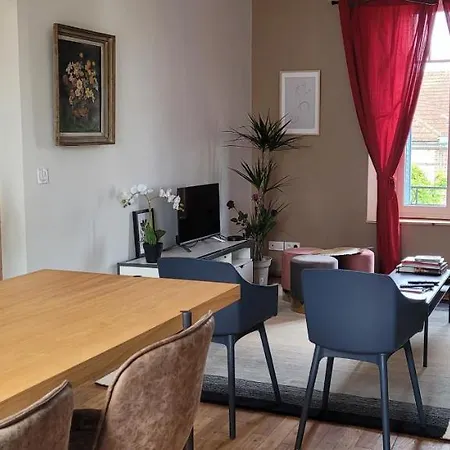 Appartements Cdg Joigny Exterior photo
